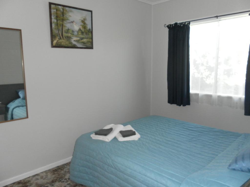 Beachside Sunnyvale Motel Picton Exterior photo